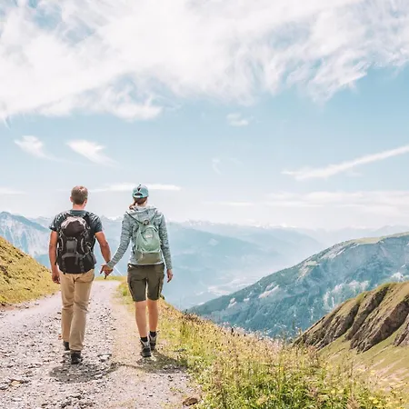 瓦尔德豪斯餐厅酒店 3* 洛伊克巴德