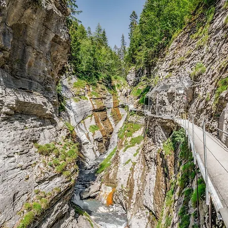 瓦尔德豪斯餐厅酒店 3*