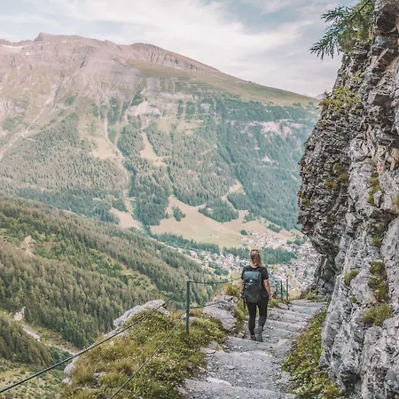 瓦尔德豪斯餐厅酒店 酒店 洛伊克巴德