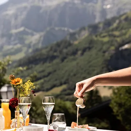Restaurant Waldhaus فندق لوكباد
