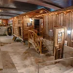 Restaurant Waldhaus Отель Лойкербад