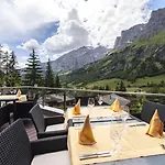 Restaurant Waldhaus Отель Лойкербад