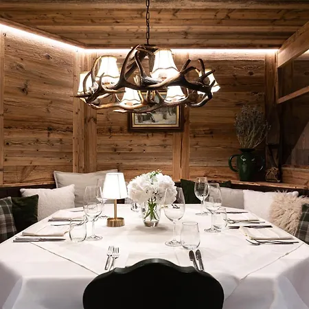 Restaurant Waldhaus 3*