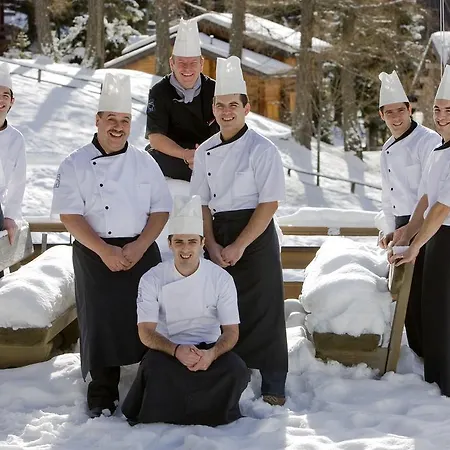 Hotel Restaurant Waldhaus 3*